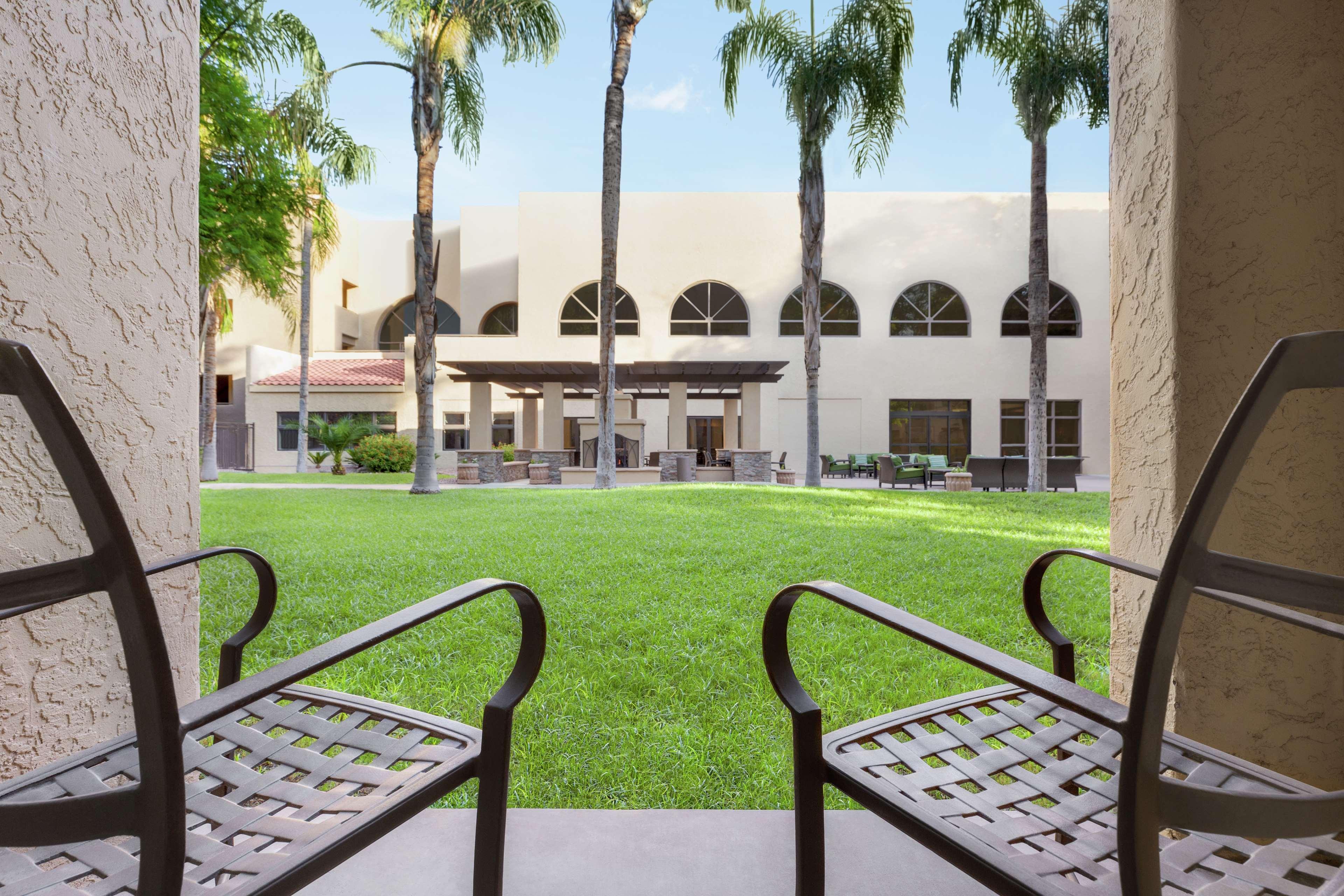 Embassy Suites By Hilton Phoenix Tempe Dış mekan fotoğraf