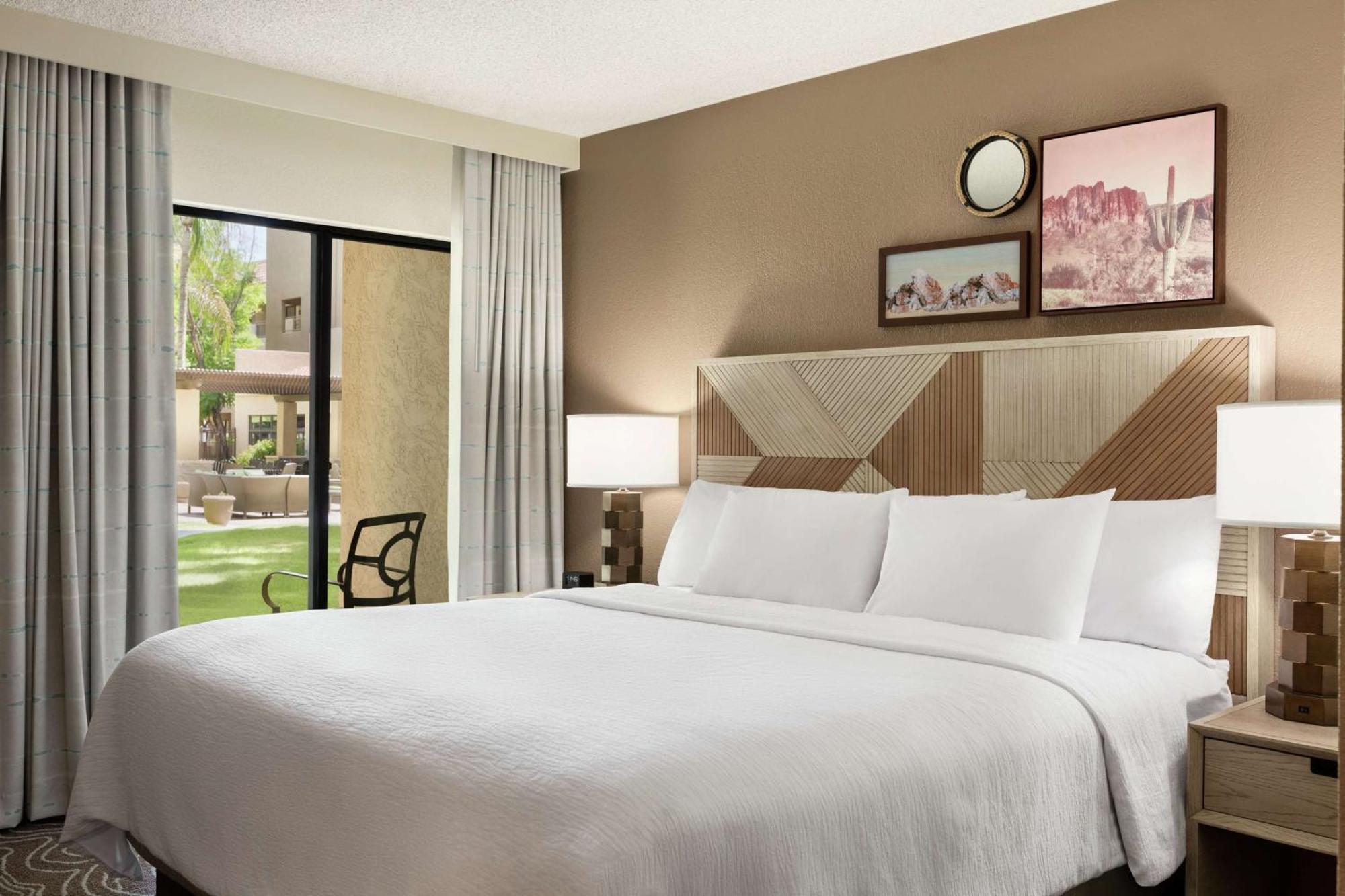Embassy Suites By Hilton Phoenix Tempe Dış mekan fotoğraf