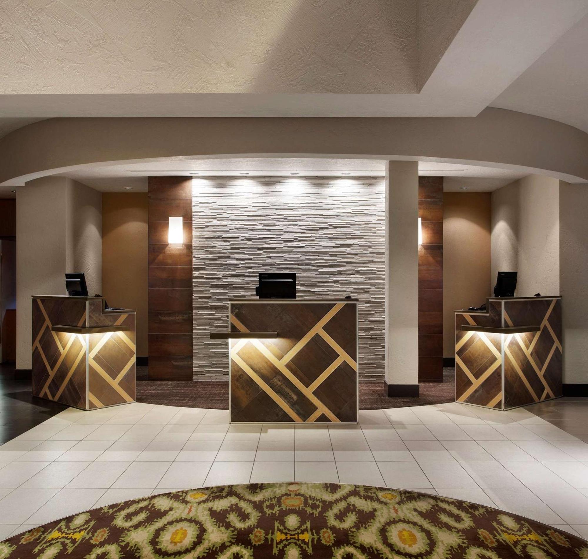 Embassy Suites By Hilton Phoenix Tempe Dış mekan fotoğraf